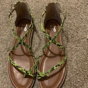 Size 10 sandals